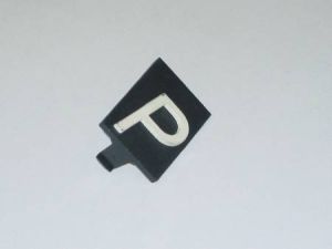 INSERT - SINGLE, FOR PUSH BUTTON TYPE 7069, WHITE CHARACTER (P)