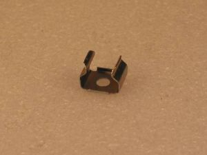 CLIP - FOR RETAINING 7035 TYPE PUSH CONTACT TO BACK BOX