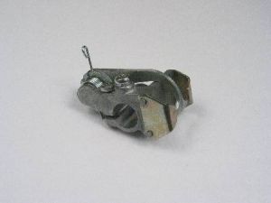 BRUSH HOLDER - OLD TYPE FOR 65G/L65G/64G M/C