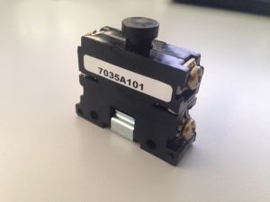 SWITCH & CLIP - FOR PUSH BUTTON TYPE 323BD2, SINGLE MAKE/BREAK OR SINGLE MAKE CONTACT