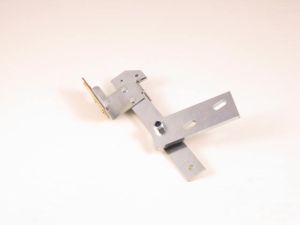 LOCK BEAK PIVOT ASSEMBLY FOR CYCLOIDAL DOORS