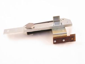 LOCK BEAK PIVOT ASSEMBLY FOR CYCLOIDAL DOORS