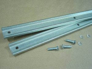 TRACK - TOP, FOR 9691CB TYPE LANDING DOORS ON EUROPA 2000, 700MM 2PSO