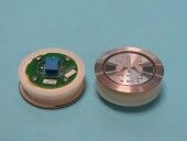 GENESIS BUTTON DCB '>|<'