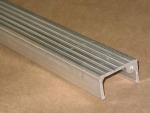 THRESHOLD BETWEEN COLUMN - W/O OTIS LOGO, FOR 800MM 2PSO TECHNA PRIMA LANDING DOOR, 42MM WIDE