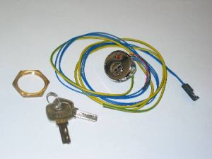 KEYSWITCH - CHROME, 24V, KEY TRAPPED, SPRING RETURN, RED LED (DOM SH6), WITH WAGO CONNECTOR