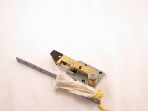 LOCK BEAK FOR MO R/H