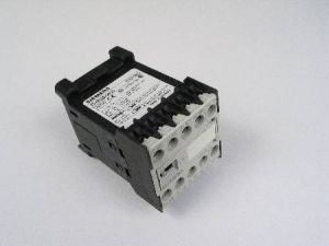 CONTACTOR RELAY 240VAC,2NO+2NC S00(VIS)