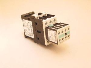 RELAY - SIEMENS TYPE, 2N/O, 2N/C AUX. CONTACTS, 125V DC, 7.5KW