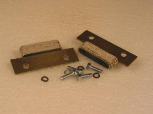 SHOE - DOOR GUIDE, FOR 9952 TYPE DOORS