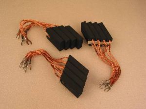 BRUSH (SET OF 12) - CARBON, FOR GENERATOR 3B (12.7T X 38W X 51L), FINGER PRESSURE