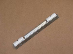 SHOE - DOOR GUIDE, ?? INCH LONG, 2 X SPUDS