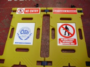 BARRIER MAINTENANCE LIFT ENTRANCE OTIS