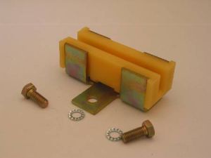 SHOE - GUIDE, FIXED, WITH LINER, FOR 9MM GUIDE